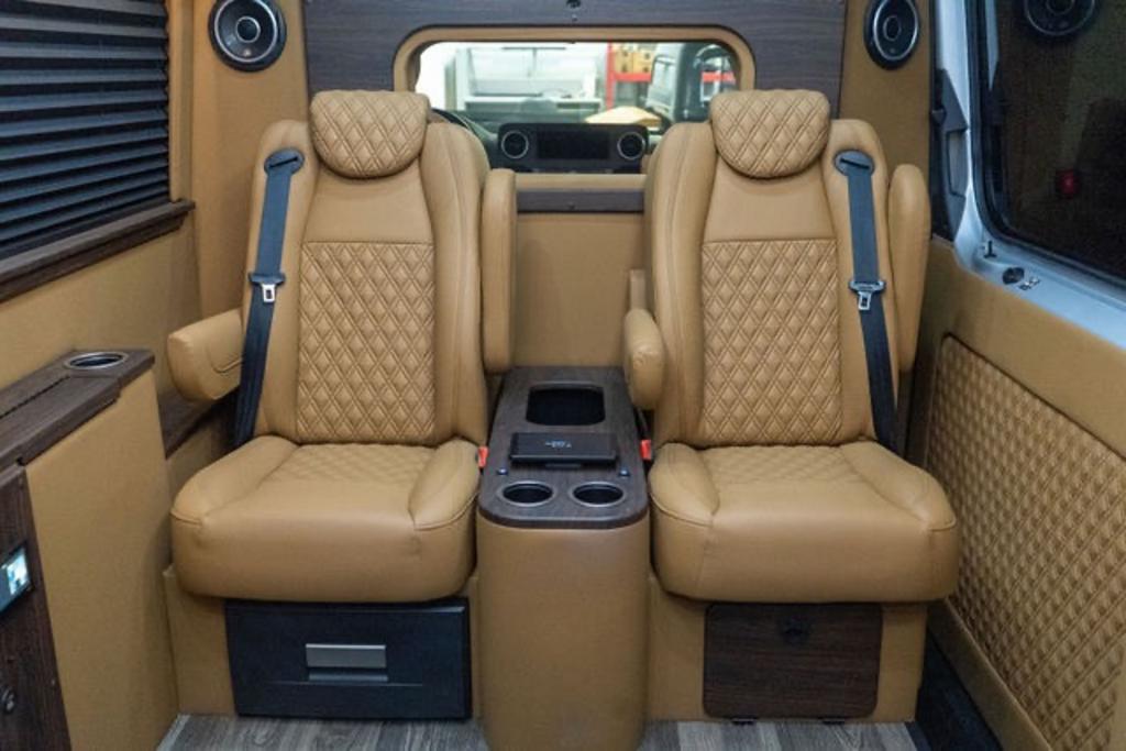 2023 Mercedes-Benz Sprinter Cargo Van Base's photo